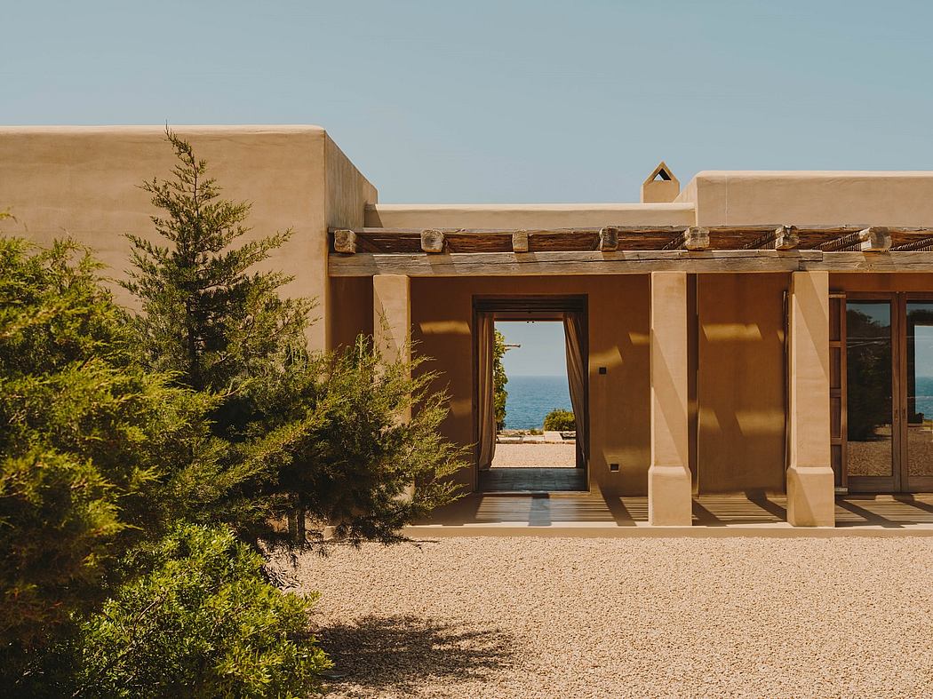 福门特拉岛上的那所房子丨西班牙丨GCA Architects-1