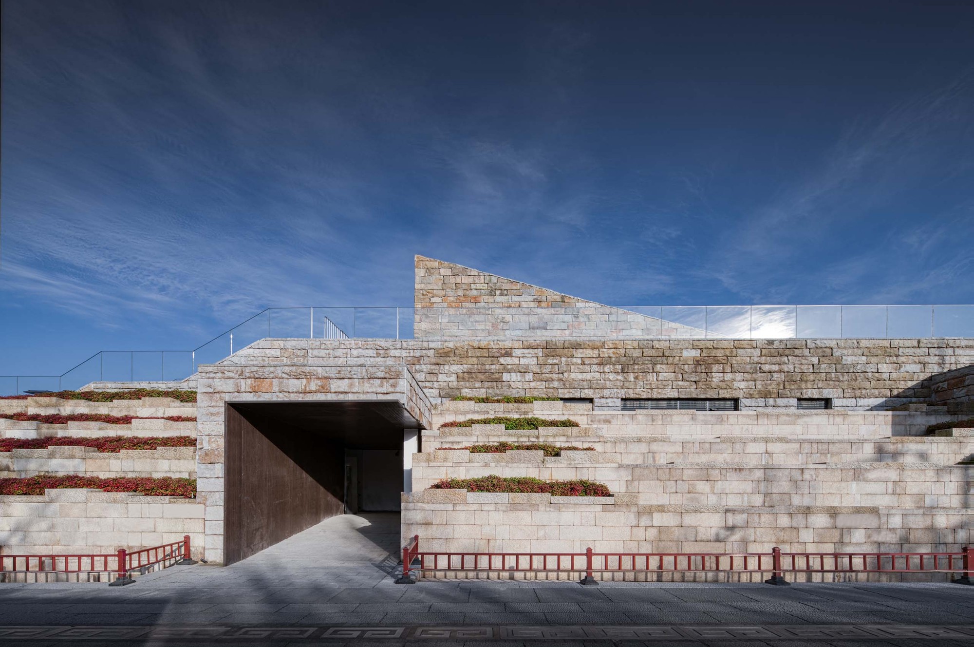 中国兴汉观演台设计丨中国汉中丨凡度设计事务所-35