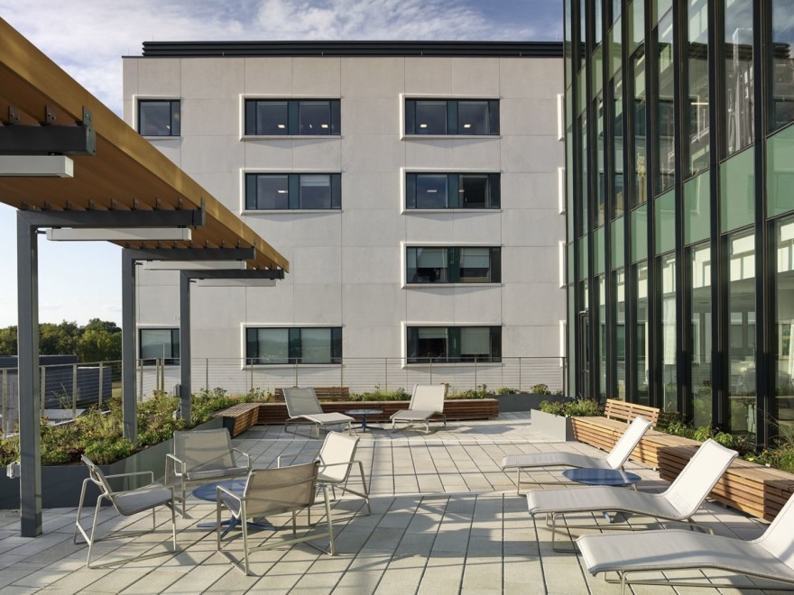 UPMC 顶峰纪念园区-17