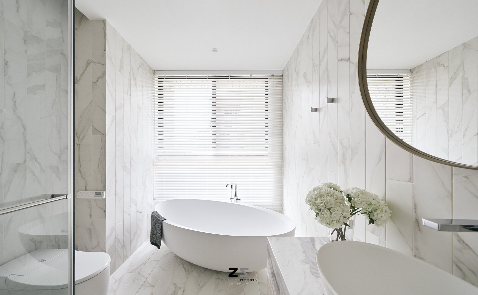 台中 L 宅 | 灰色调 Z 轴空间设计，双向沙发打造趣味动线-35