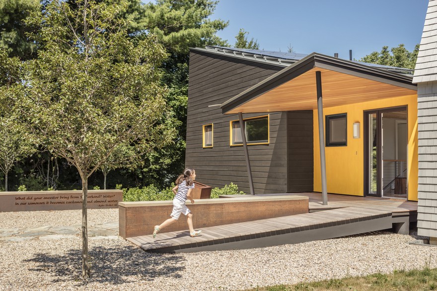 Gambrel-Roofed Home Renovated by Kaplan Thompson Architects-5