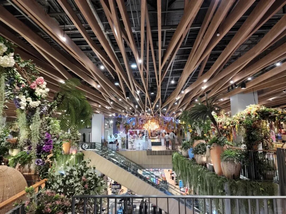 从“远郊盒子”到“生活主场”，聊聊在曼谷如何「低成本」做好社区型商业？｜和桥-49