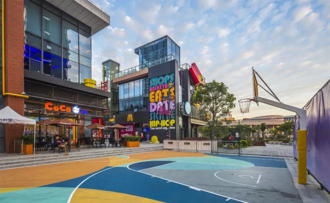 游戏元素激活死街,设计师创造潮流空间-40