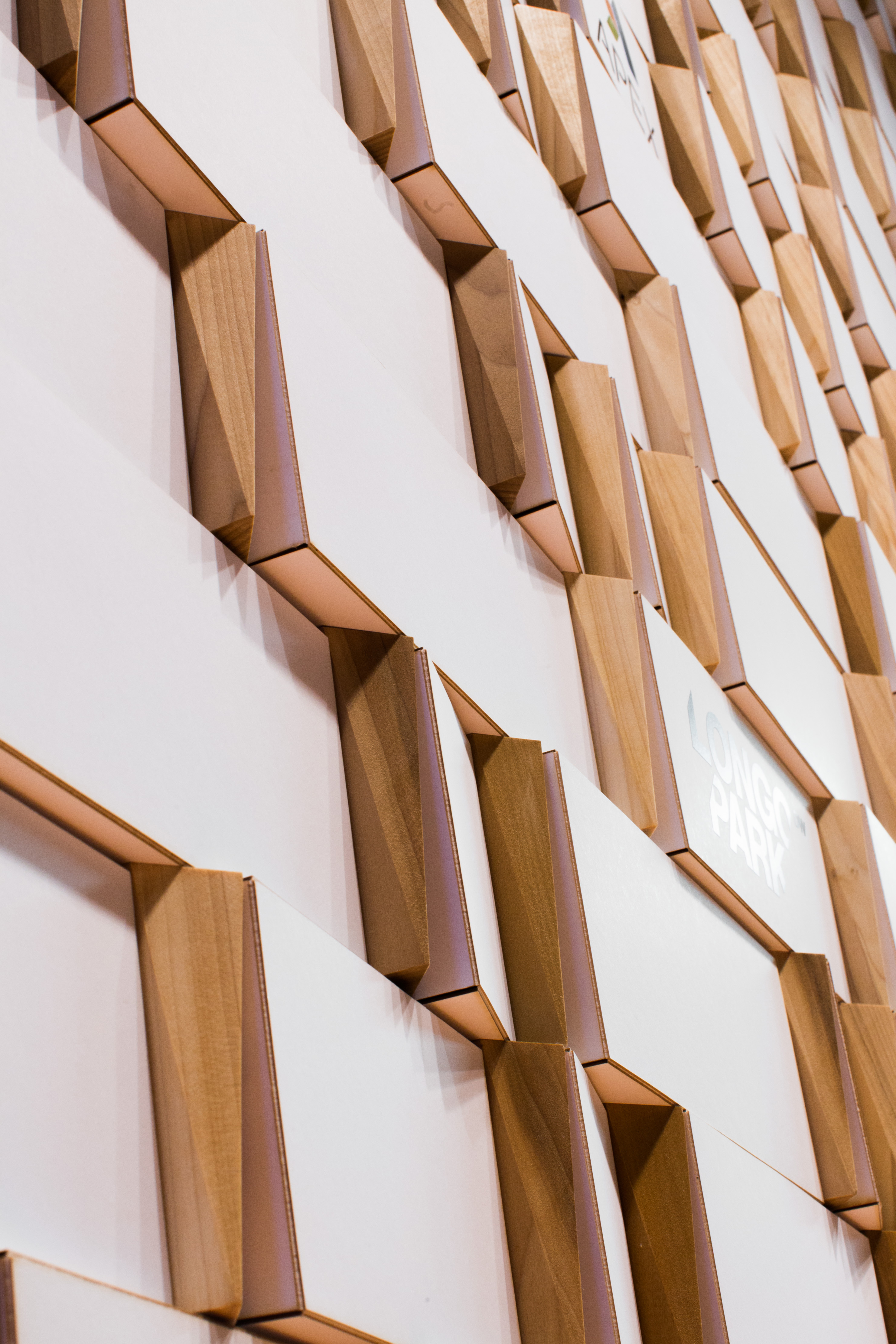 灵动展示墙 | 共享办公空间的新标志-11