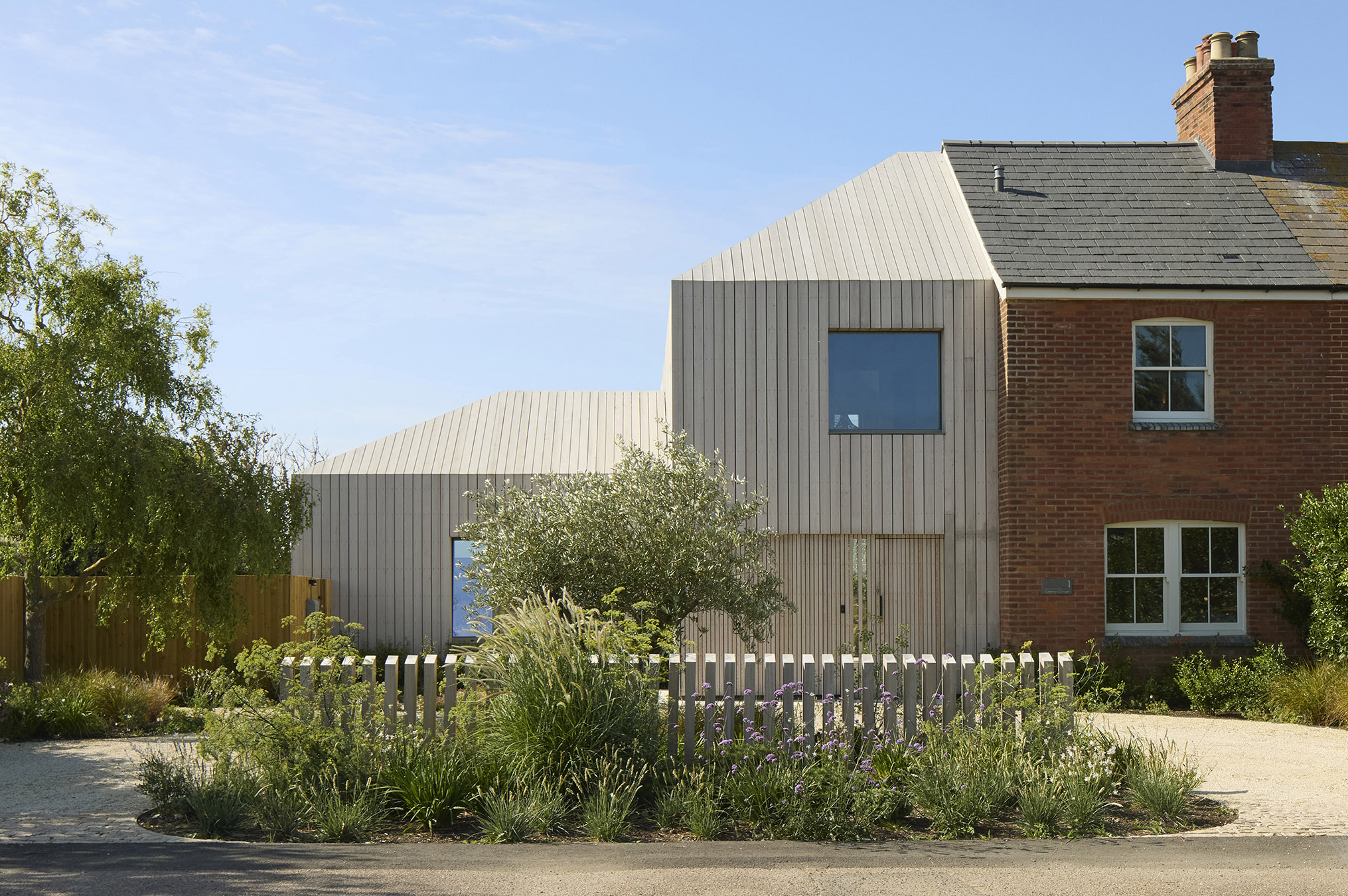 凯克姆庄园（注：House常见有房子、住宅等意思，在涉及特定建筑名称时，庄园的表述更为合适，但如果有特定背景表明应是其他译法，需根据实际情况调整） 丨英国丨Adam Knibb Architects-15