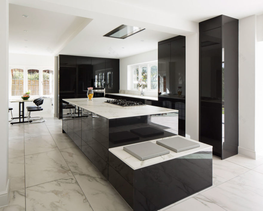 英格兰退休夫妇的现代家居改造-56