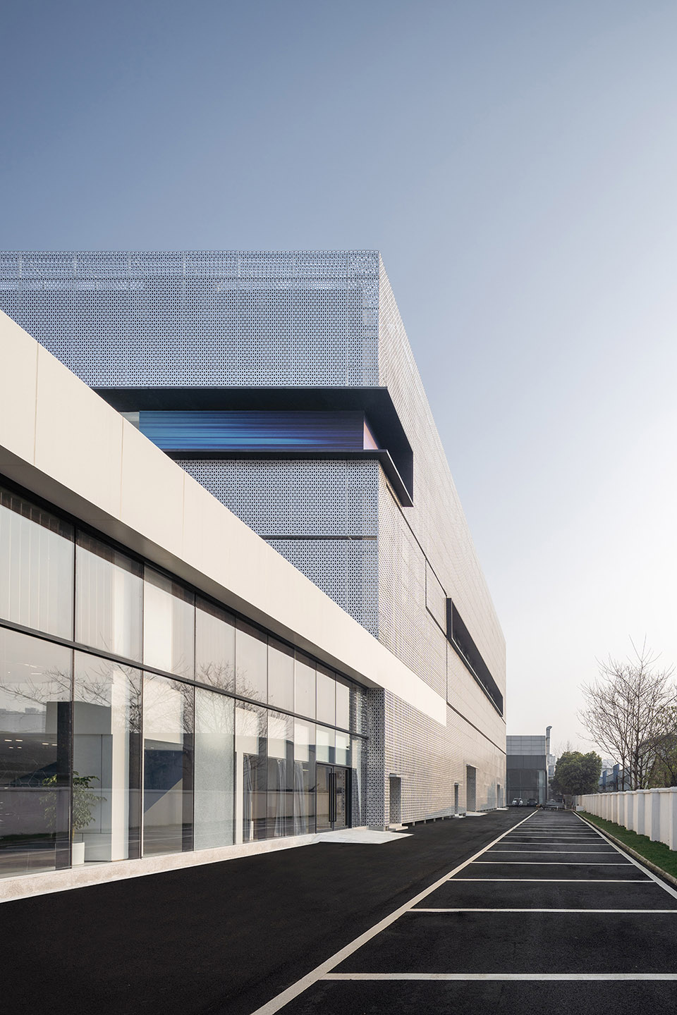 成都BMW宝马体验中心丨中国成都丨ARCHIHOPE朱海博建筑事务所-86