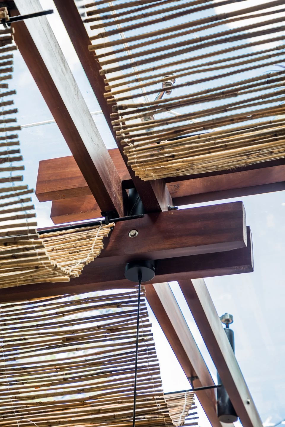 越南传统与现代的完美融合——"艺术空间"餐厅与画廊-33