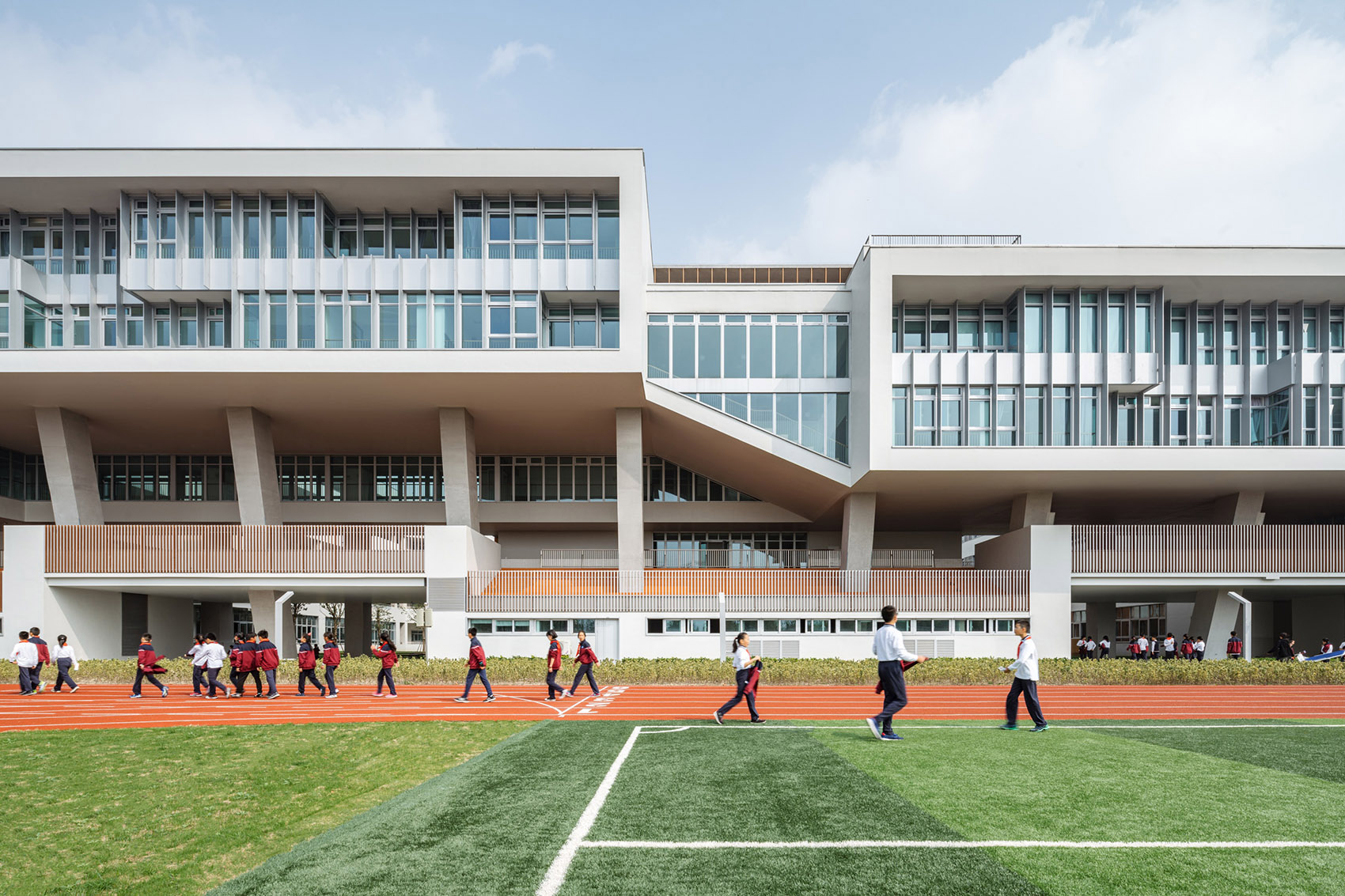 上海华东师范大学第二附属中学前滩学校-26