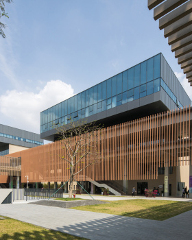 Chinese University of Hong Kong, Shenzhen Campus / Rocco Design Architects Associates + Wang Weijen Architecture + Gravity Partnership