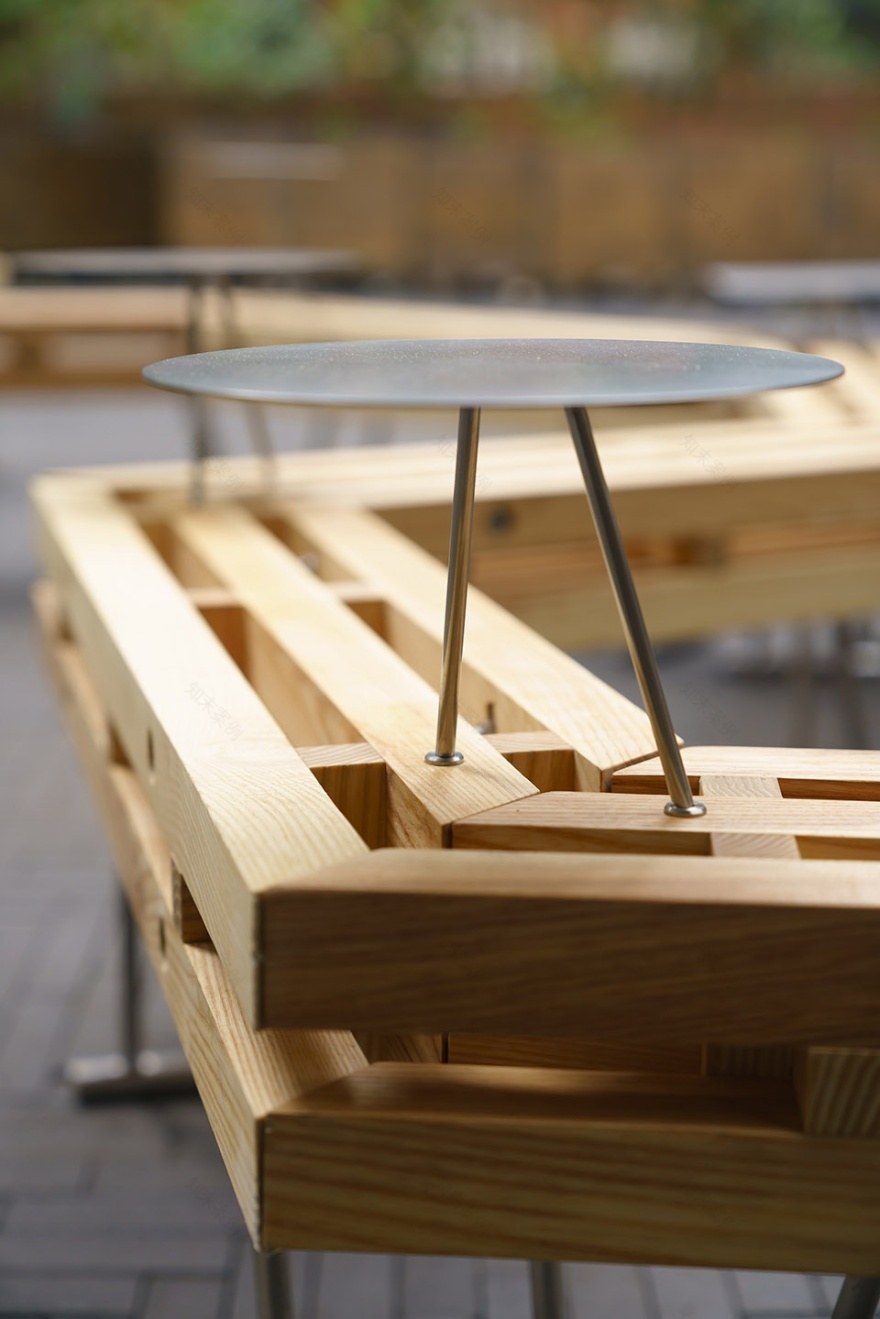 “连里枝”长椅丨中国香港丨纳研作室-36