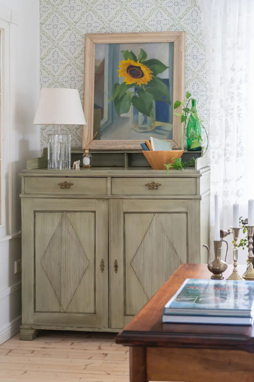 瑞典百年农场小屋的繁花内饰设计-7