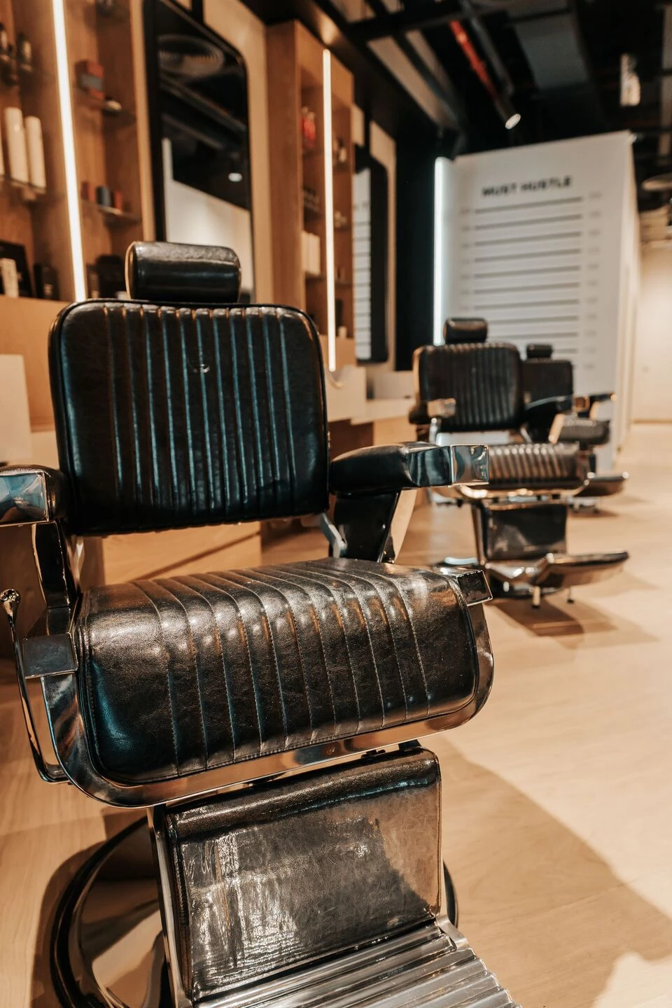 MustDash 理发店丨阿联酋迪拜丨The Trouvaille Studio-32