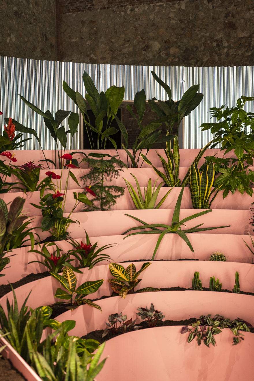 Twelve Cautionary Urban Tales. Exhibition Design / Taller de Casquería-13