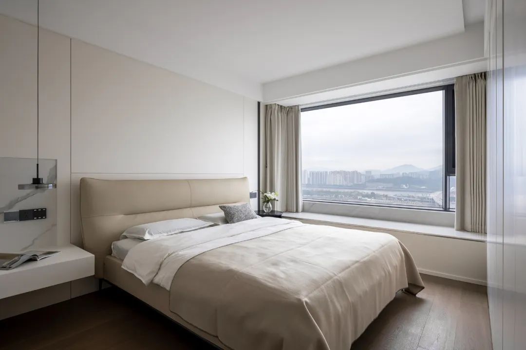 140㎡精选案例|越是简单的配色越耐人寻味-21