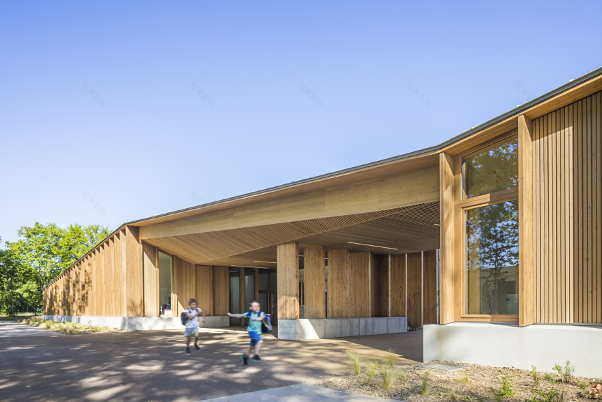 法国 Conflans-Sainte-Honorine 休闲中心与小学扩建项目-7