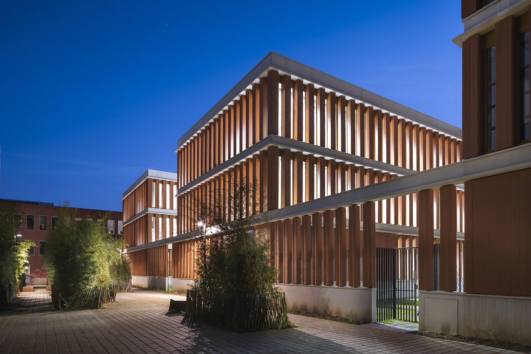 DOGE办公大楼,法国里尔 / Atelier TARABUSI-45