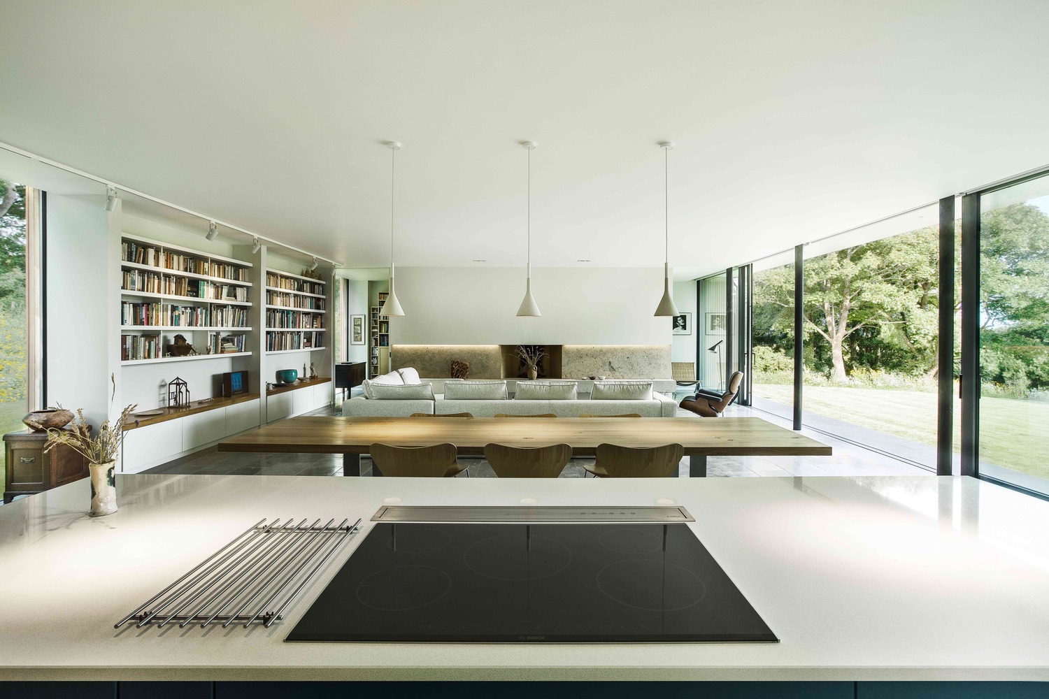 英国斯瓦纳奇“探索”住宅 | 优雅简约,融入环境-56