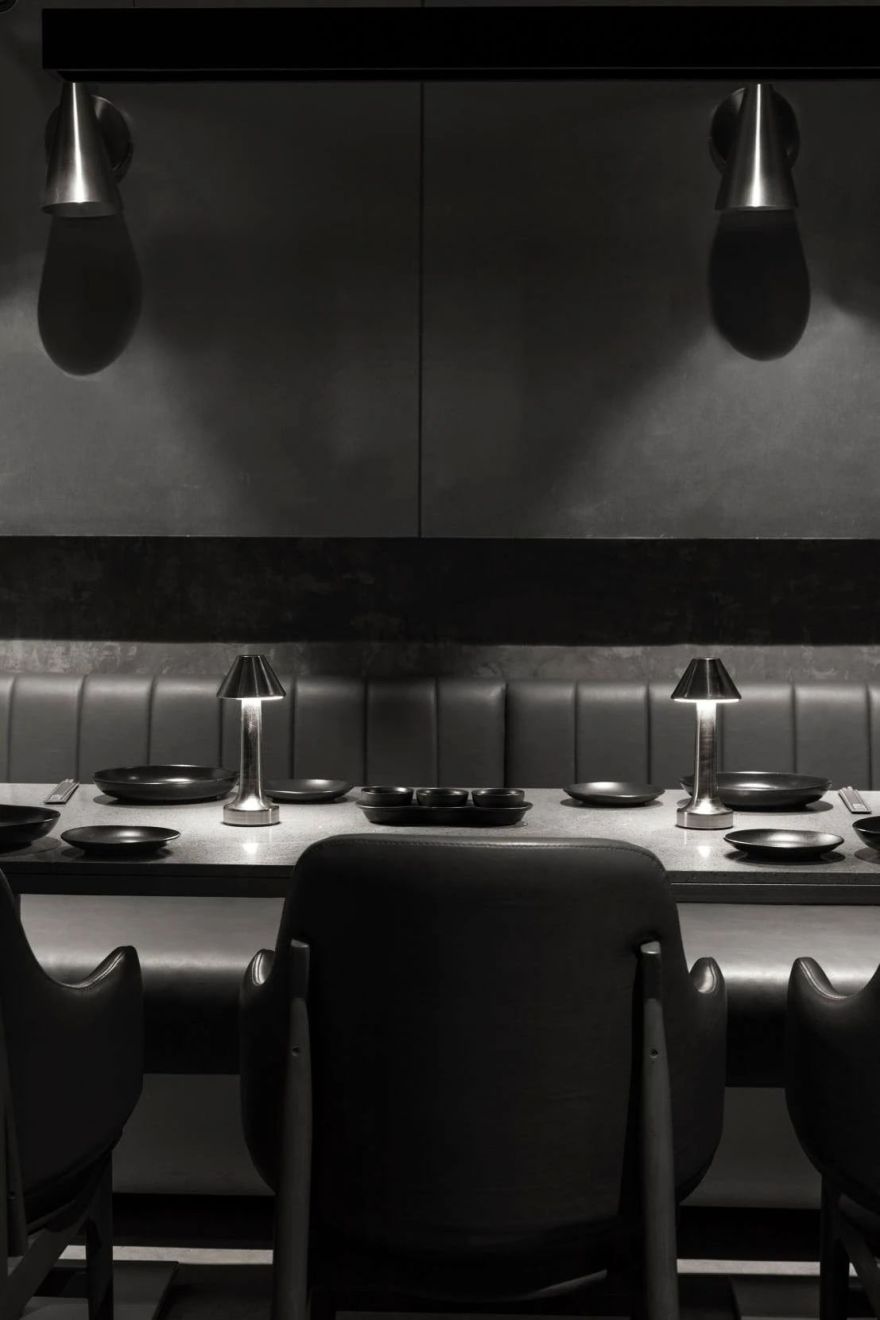 暗黑式混凝土结构鸡尾酒吧设计丨印度新德里丨RENESA ARCHITECTURE DESIGN-55