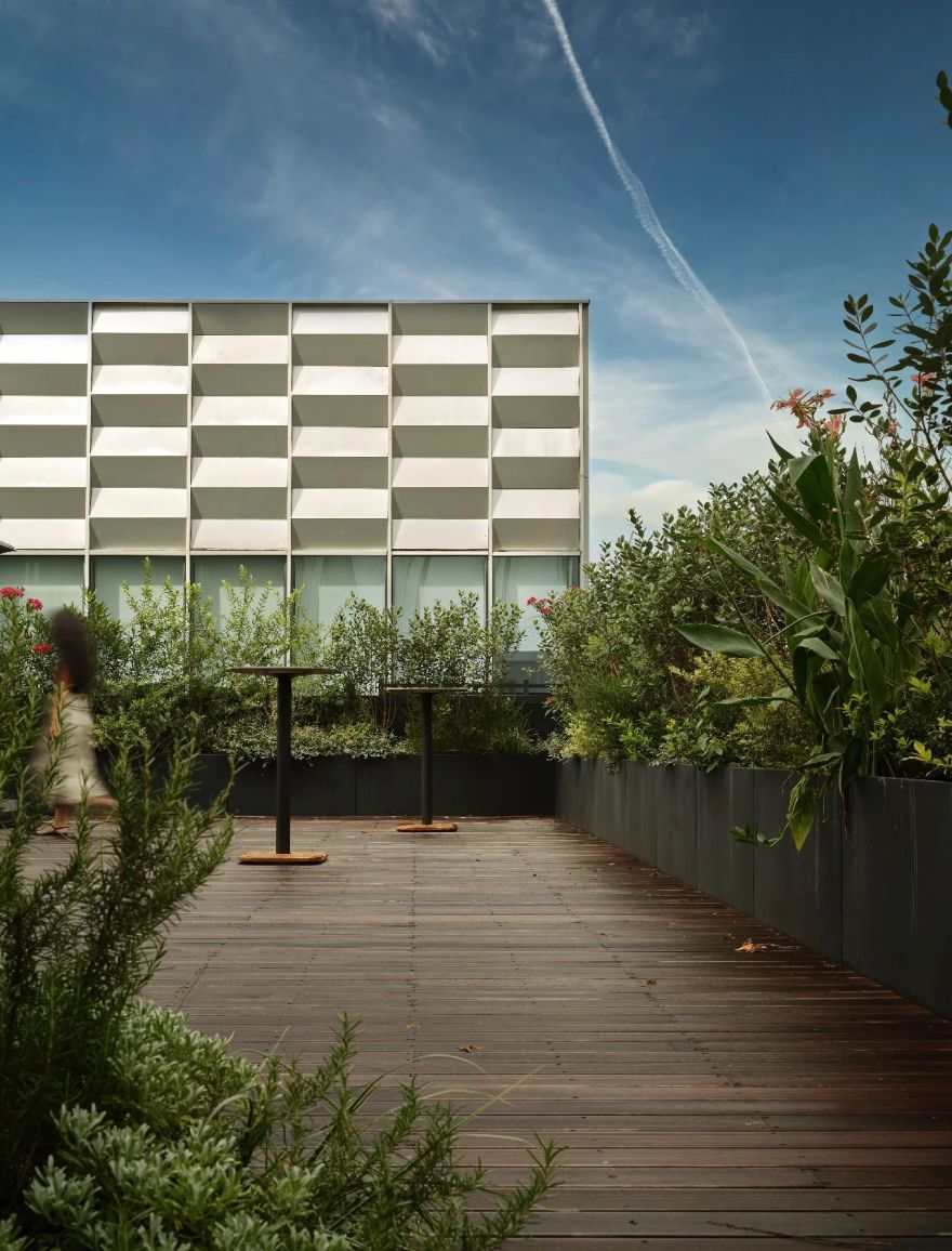 BALANCE BETWEEN LIFE AND NATURE|抽象北欧森林中的厨电展厅-64