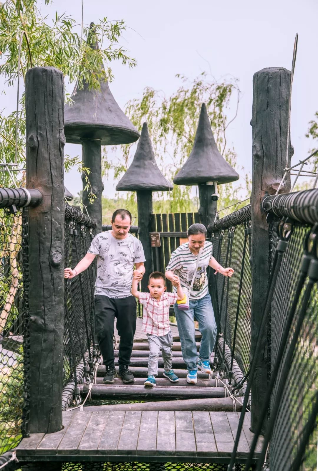 黑森林 | 儿童乐园的黑色艺术-80