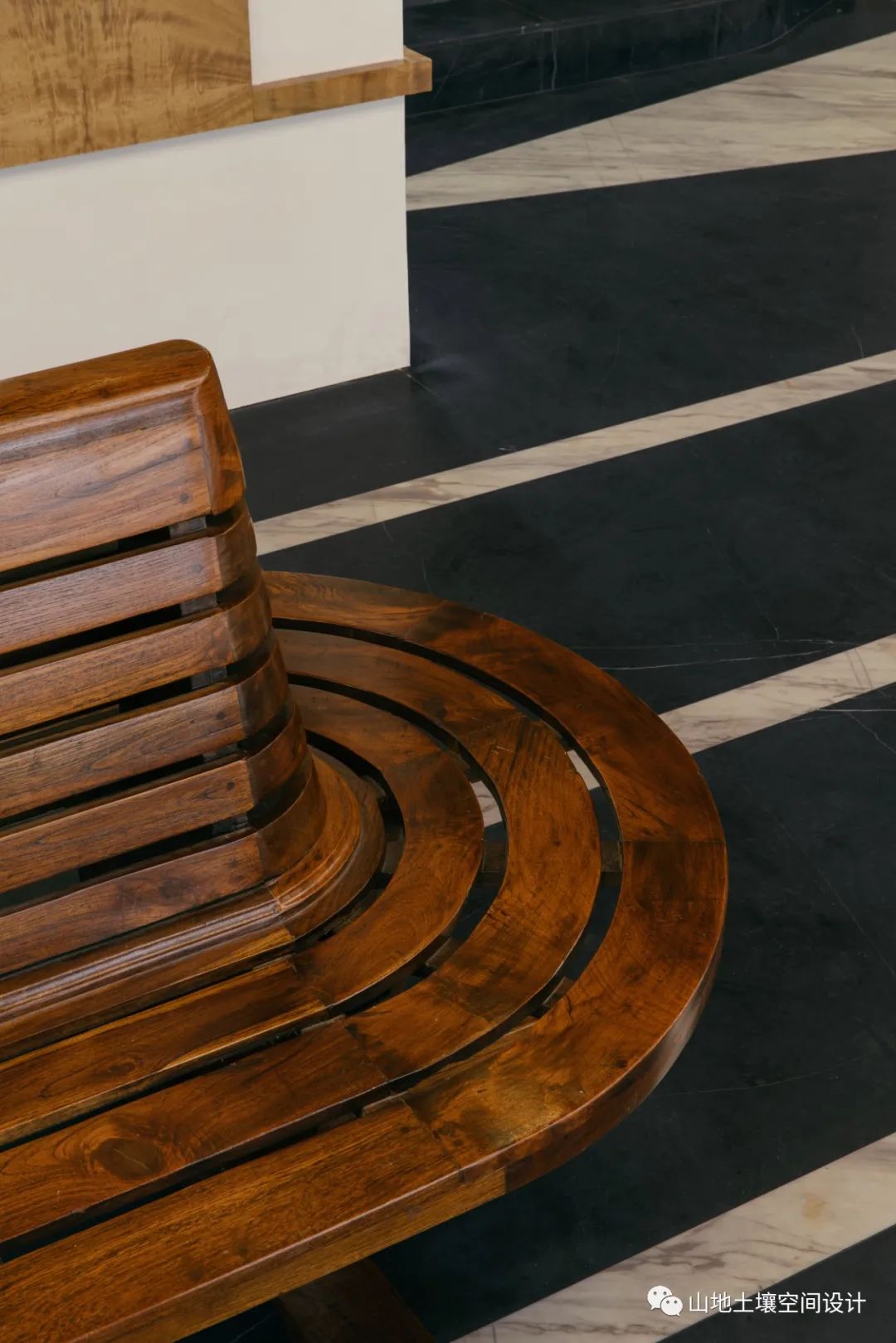 循环MOBIUS 艺术空间丨中国杭州丨杭州山地土壤室内设计有限公司-18