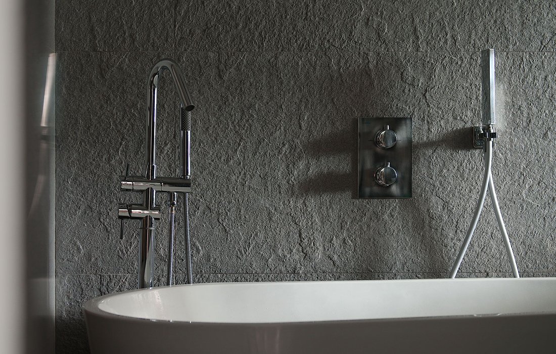 山东40㎡工业风袖珍住宅  隐巷设计-12