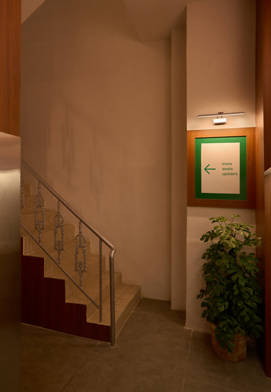 黑石头黎文师(这里ĐEN ĐÁ直译为黑石头,LÊ VĂN SỸ音译为黎文师 ,由于不清楚具体所指,可能翻译存在一定局限性) 丨越南胡志明市丨未明确提及设计公司,有主创人员信息-13