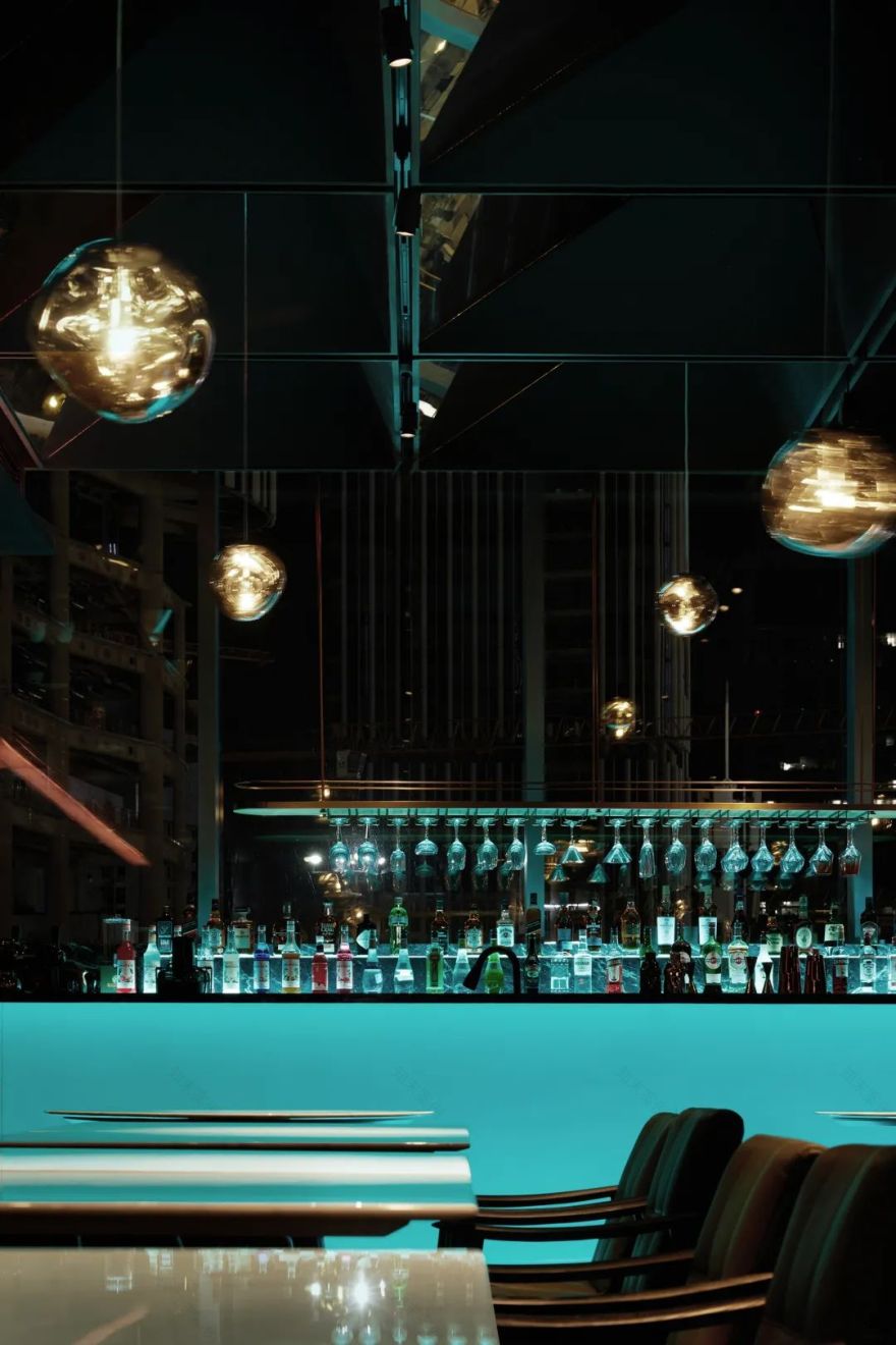 上海前滩 LARGEIGHT 牛排馆丨中国上海丨偏离设计-50