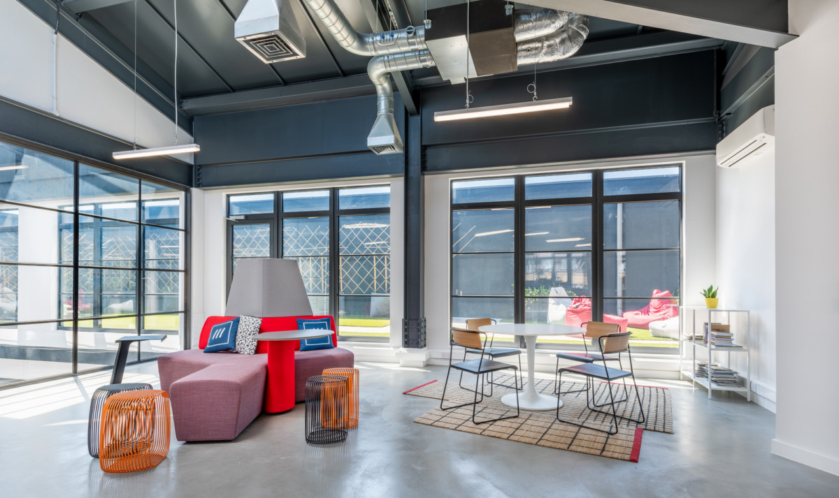 伦敦"what3words"办公室 - 工业风协作空间-5