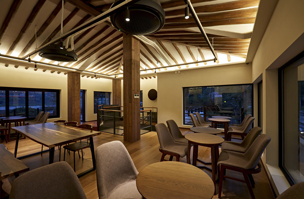 现代简约风格的餐厅设计-22