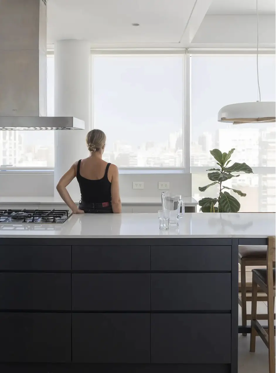 阿根廷新楼现代设计师公寓 | 空间利用与隐私完美结合-4