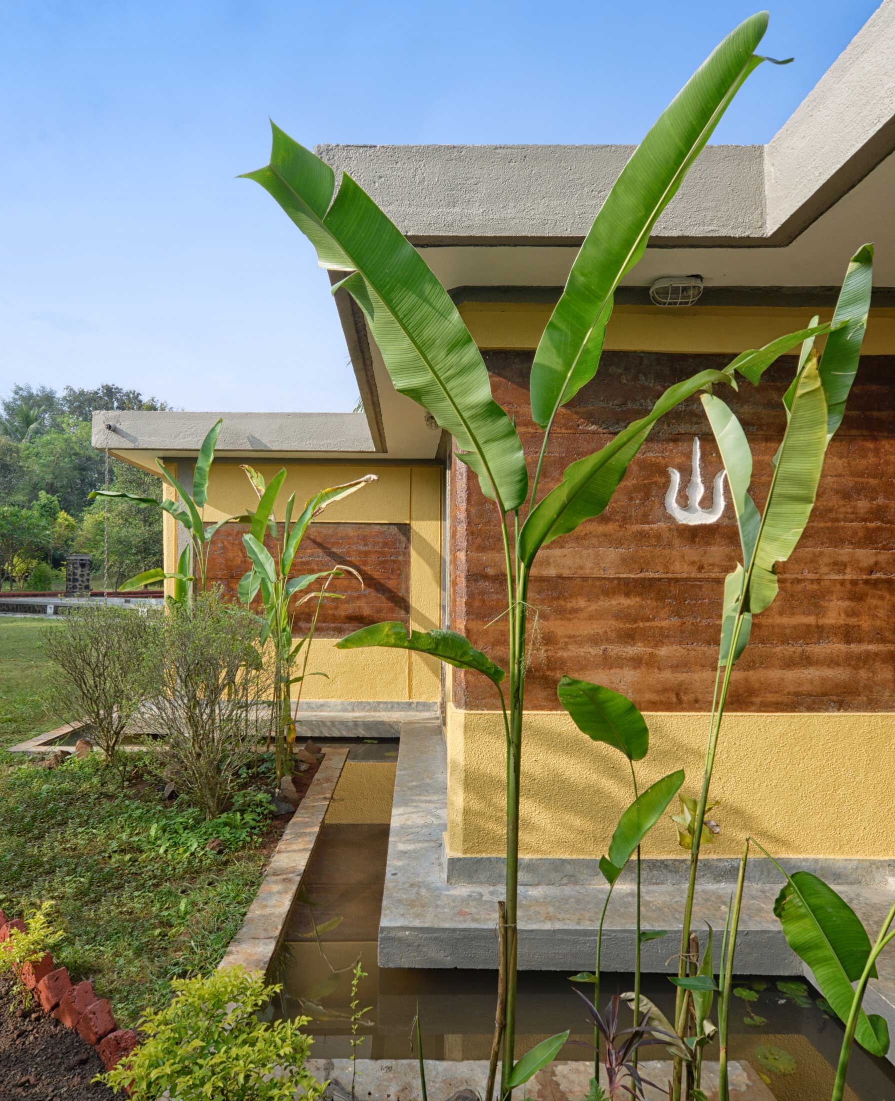 孟买郊外生态农舍丨印度丨The Vrindavan Project-1