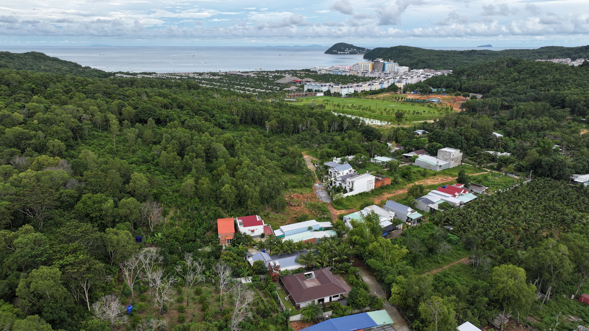 Phu Quoc House / NH Village Architects-29