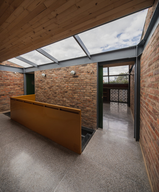 哥伦比亚 Binario 画廊工作室丨Yemail Arquitectura-14