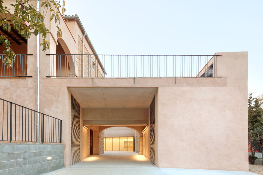 古老农舍改建而成的音乐学院 / BAMMP Arquitectes-20