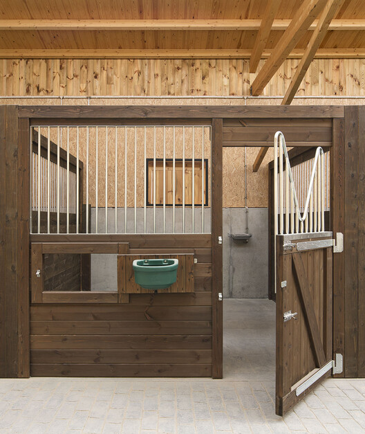 Hotel Equino · 乡村环境中的工业风马厩设计丨西班牙莱里达丨Gabarra Arquitectes-16