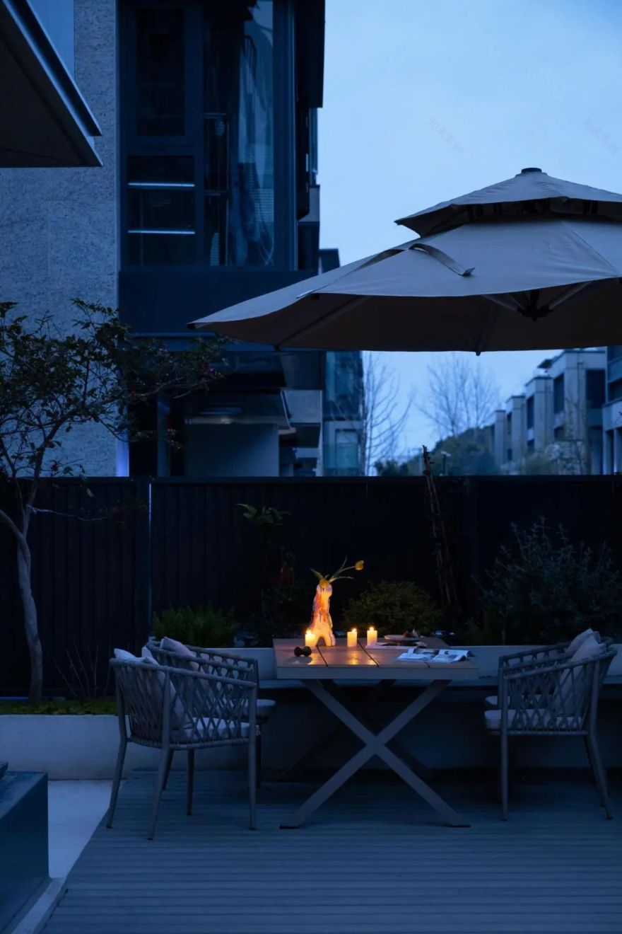 2025“尊锐杯”十大设计师|朱钧桦:以设计做减法,为生活赋深情-49