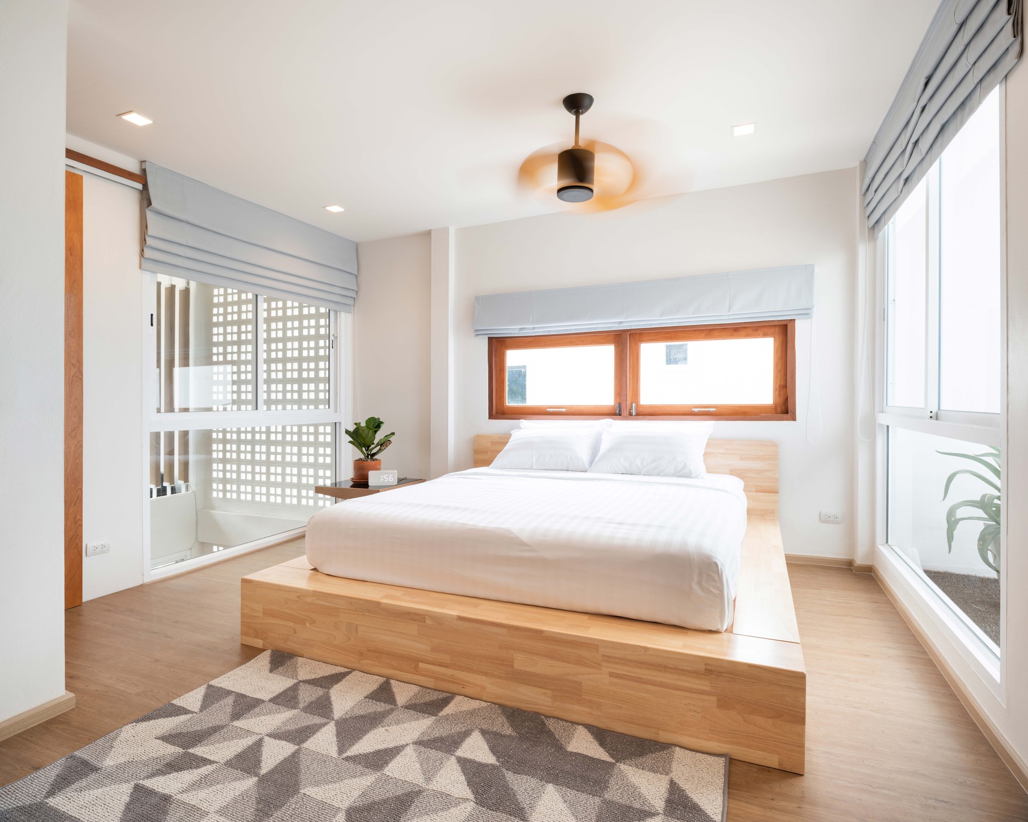 曼谷双宅别墅,灵活空间与自然融合-13