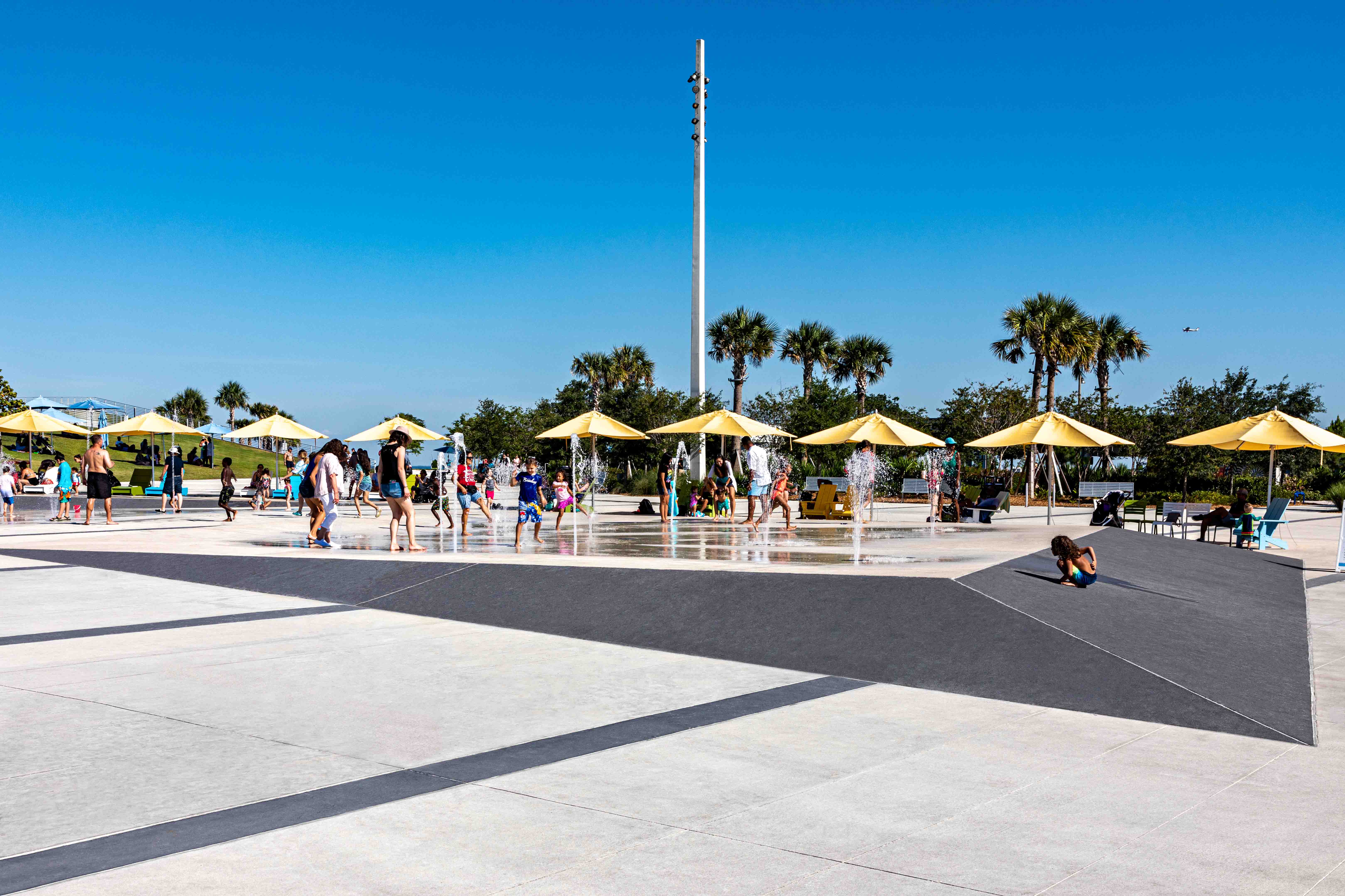 圣彼得码头丨美国丨Rogers Partners,ASD I SKY等多家机构-9