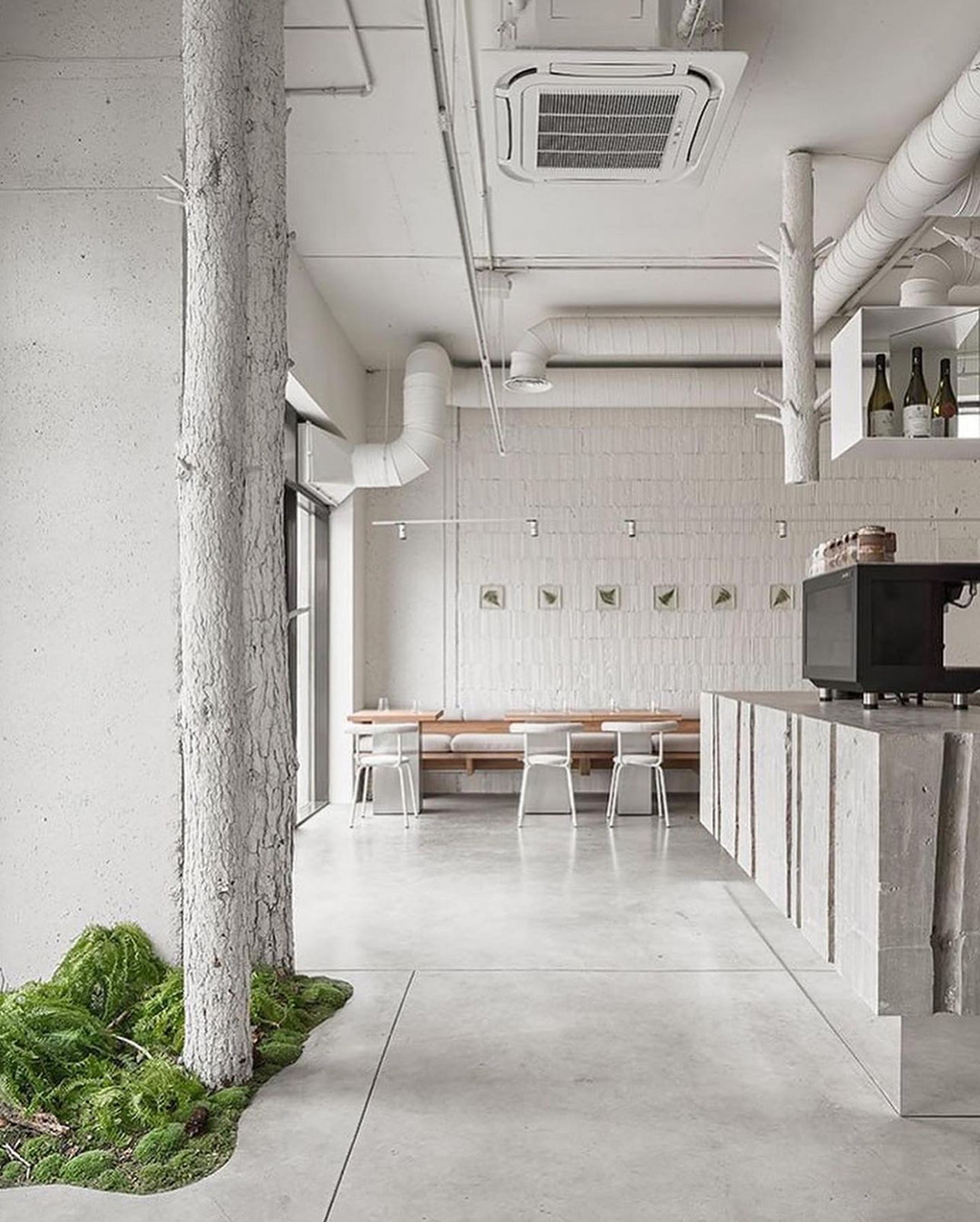 树林里的白天和黑夜概念酒吧,俄罗斯 | Space design by alinedesign studio - 酒吧餐厅 - 餐厅LOGO-VI空间设计-全球餐饮研究所-0