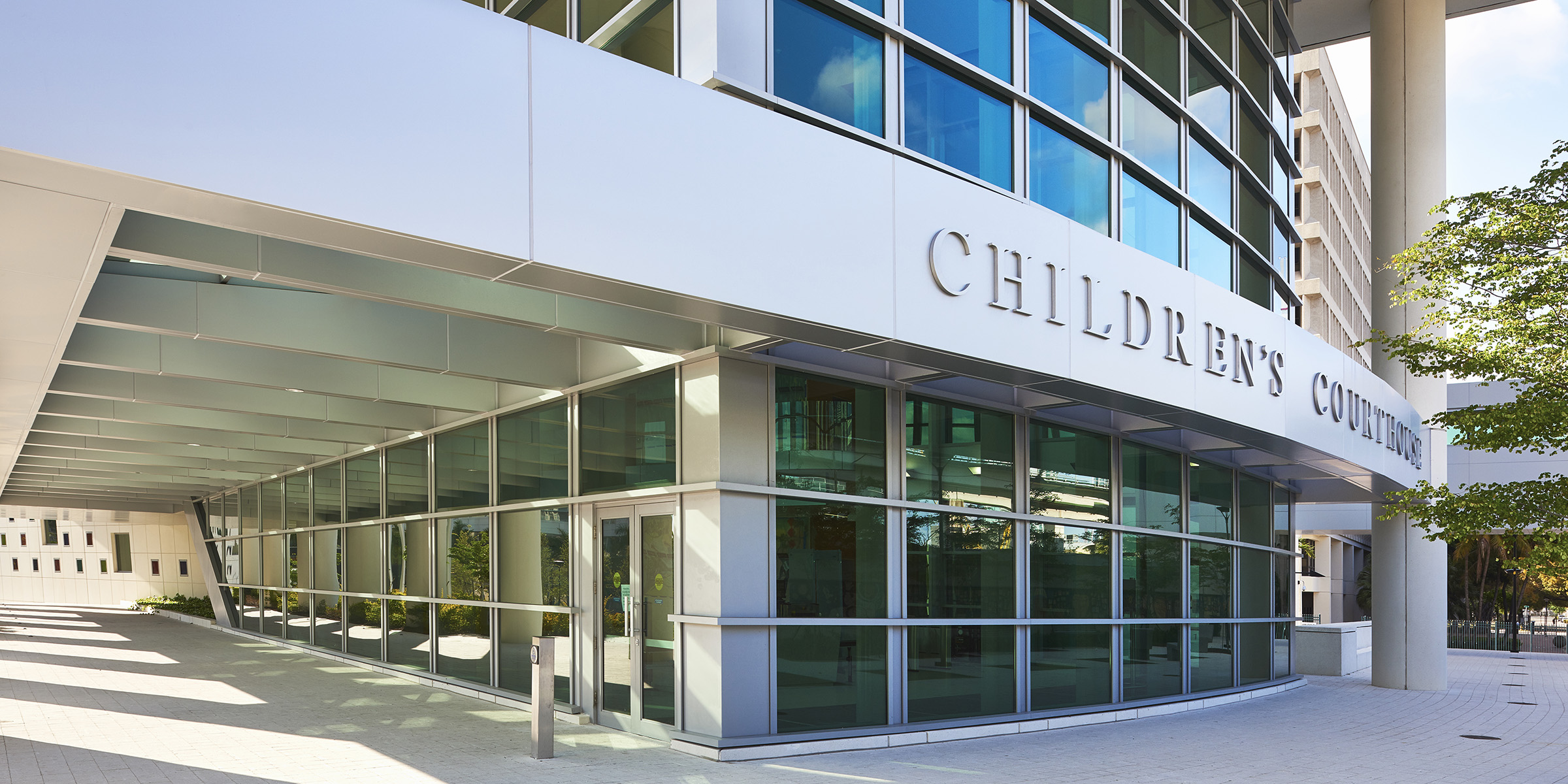 judge seymour gelber and judge william e gladstone miami dade childrens courthouse-10