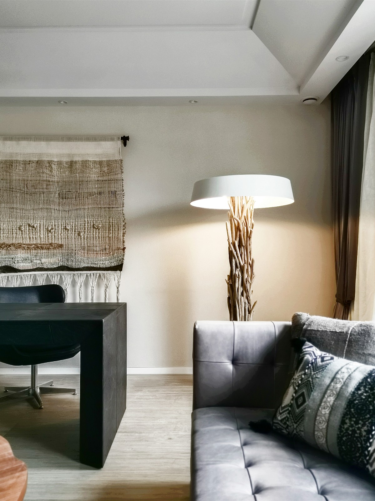 一线江景大宅，现代东方韵味与居家温情完美融合-41