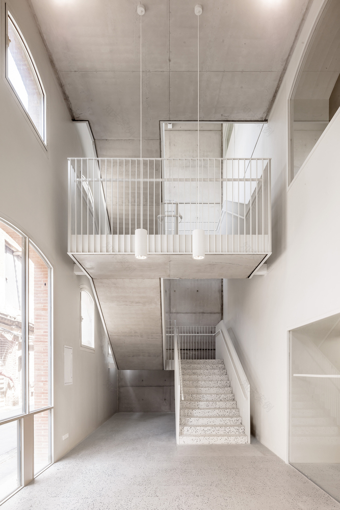 埃马夫·坎巴特略-32