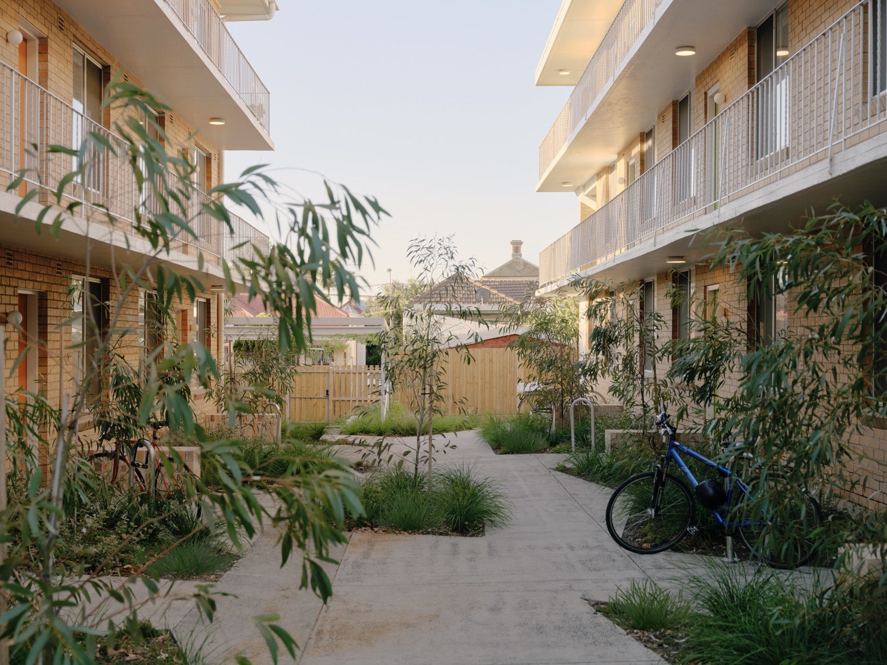 呼吸酒店旗下的帕克街酒店

注：这里Breathe推测为酒店品牌名，Park Street推测为酒店名称，结合语境给出这样的翻译，若有更准确背景信息可进一步调整 丨GermanyBrunswick丨未明确提及整体设计方,参与部分设计的有Breathe-10