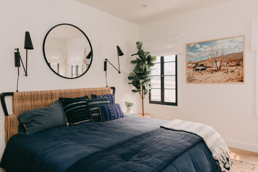 年轻企业家 Jaclyn Johnson 的洛杉矶现代西班牙风格住宅-16