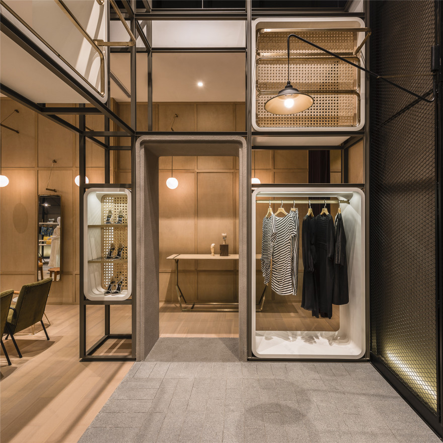 上海“里弄”空间体验融入时尚店铺设计-16