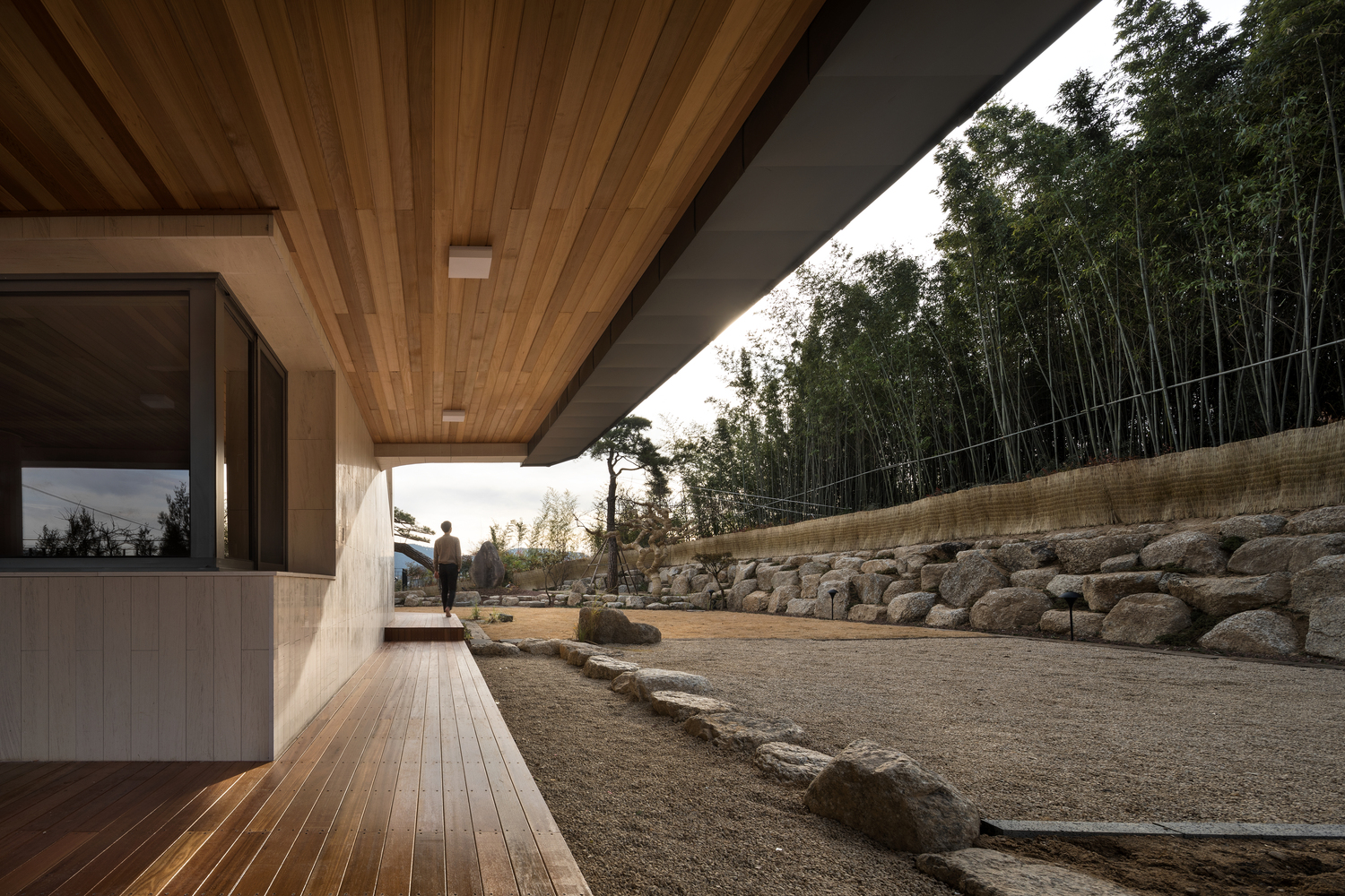 平衡对比，山景竹影的韩国家居设计-34