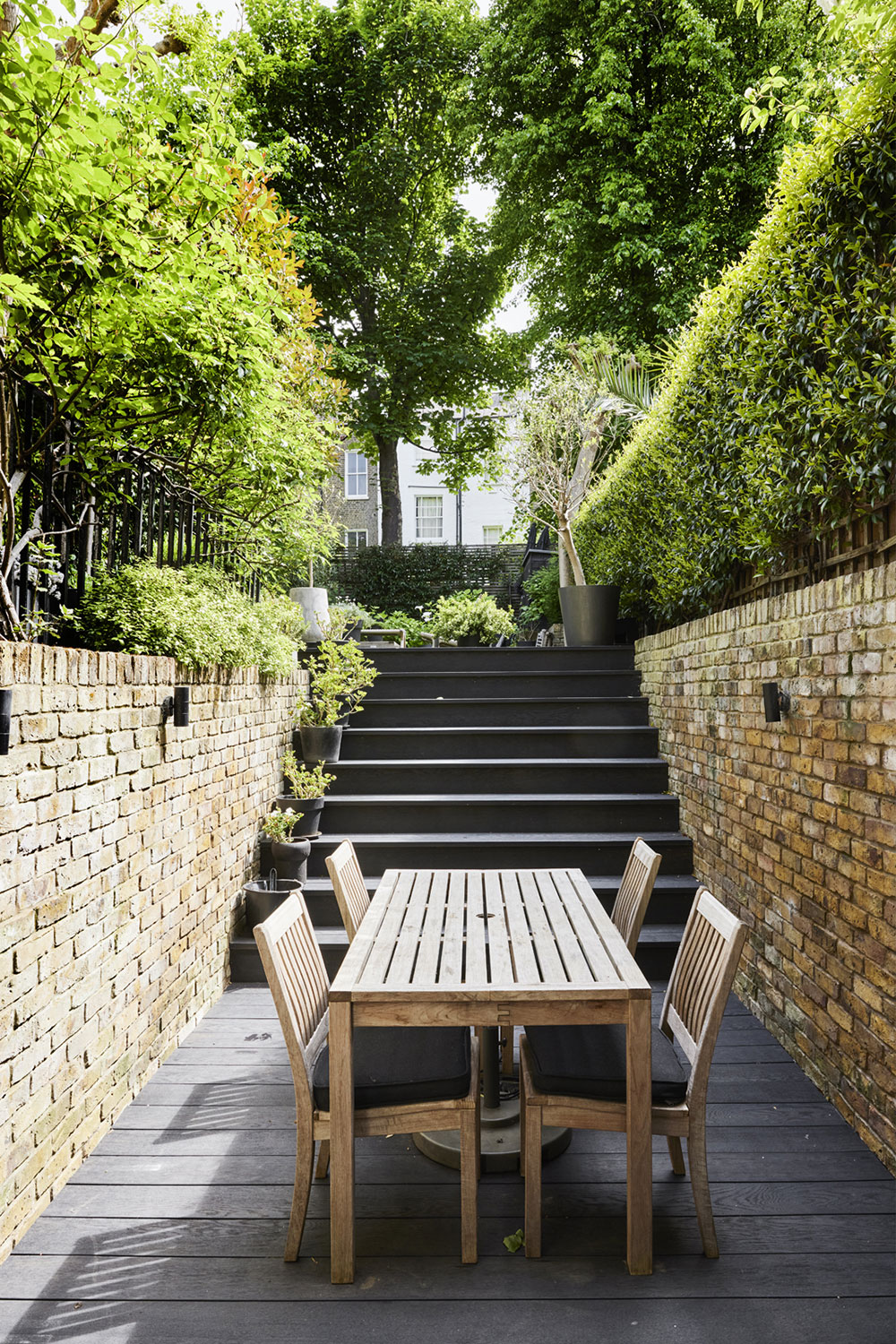 伦敦时尚黑白风格维多利亚式联排别墅-21