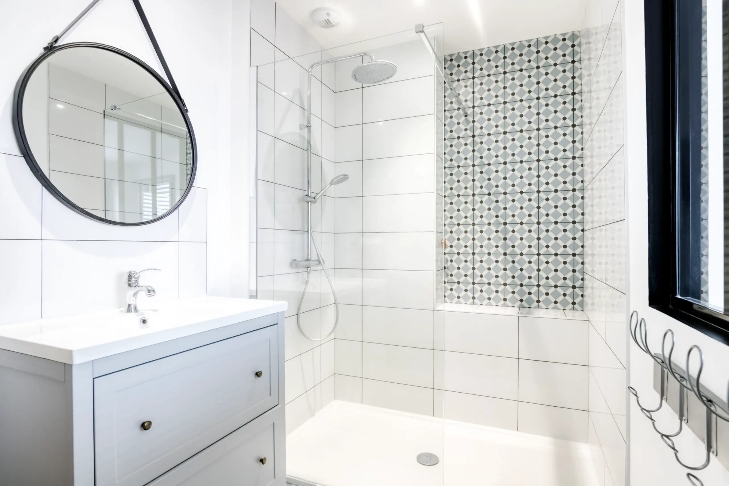 海滨城镇的屋顶阳台 | 绝美海景与创新设计-10